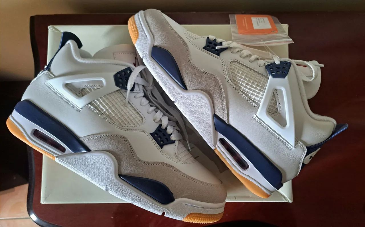 Air Jordan 4 X SB "Navy"