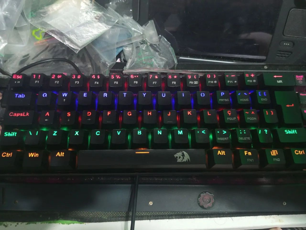 Teclado mecânico gamer 60% redragon lakshmi switch BLUE abnt2   - Foto 2