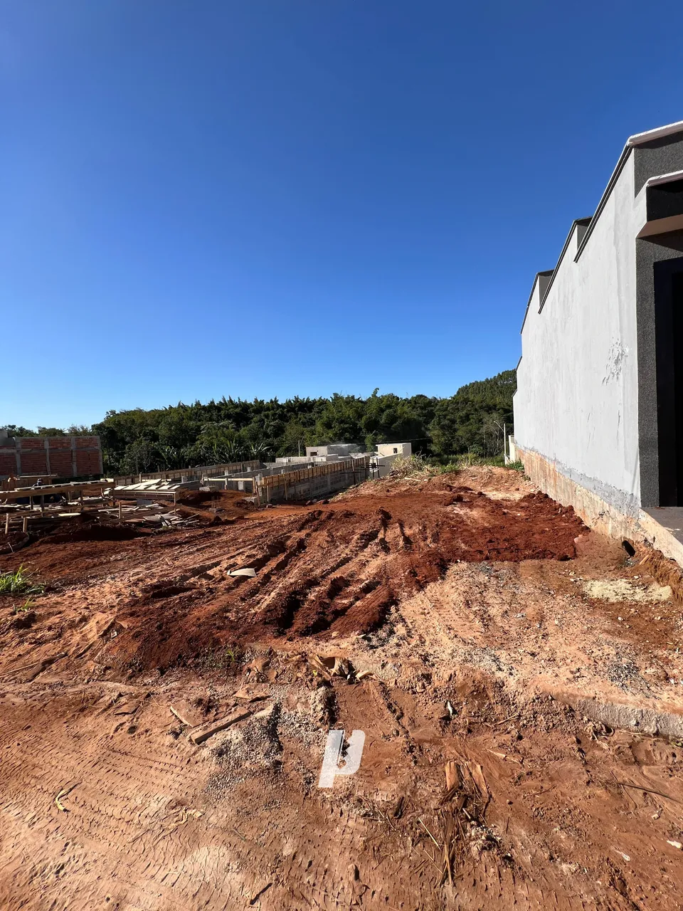 Terreno à Venda no Residencial Canaã II