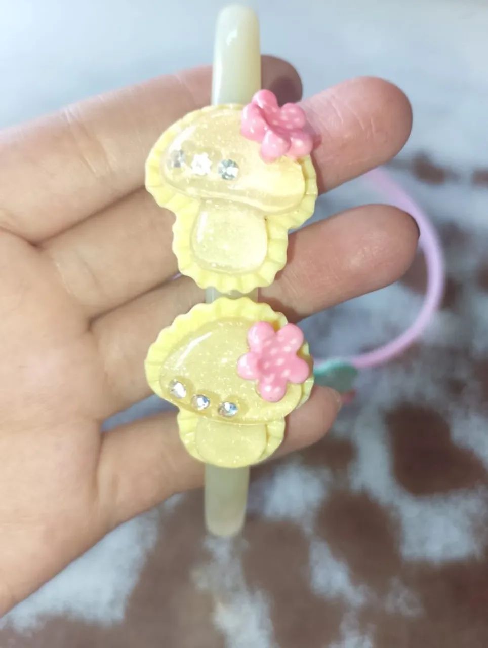 Conjunto Pulseira e Colar com pingente que brilha no escuro + Tiara  - Foto 2