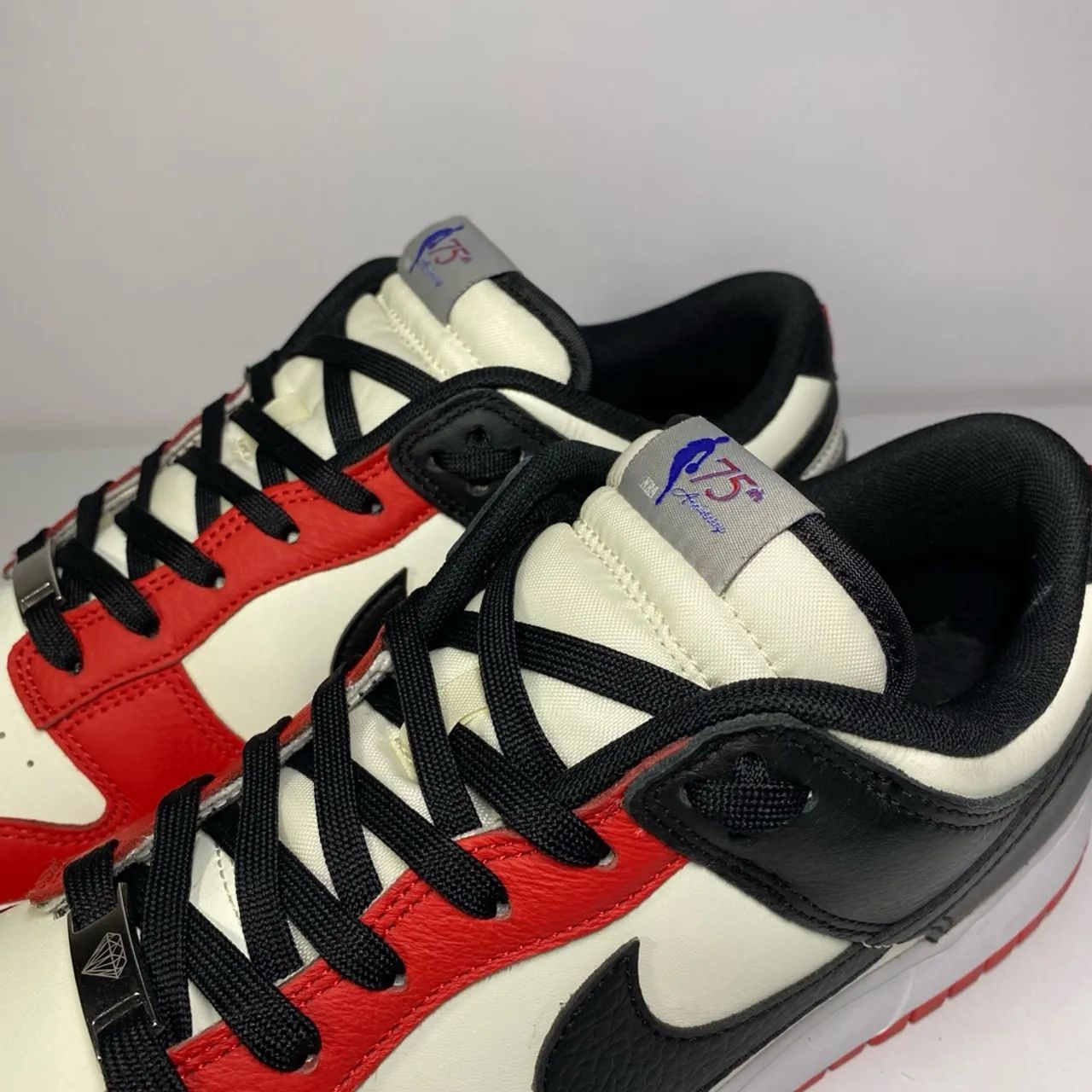 Nike Dunk Low NBA Chicago tamanho 44 - Foto 6