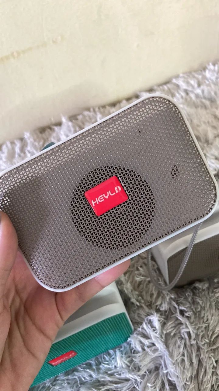 Caixinha de som Bluetooth com entrada para cartão de memória e pendrive - Foto 4
