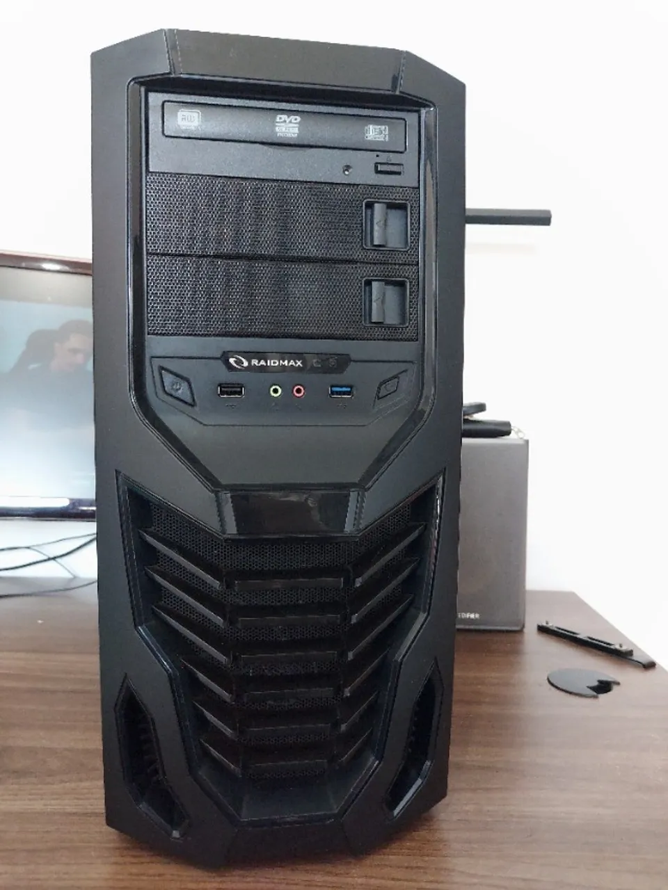 Gabinete Gamer Raidmax Cobra 502WBG