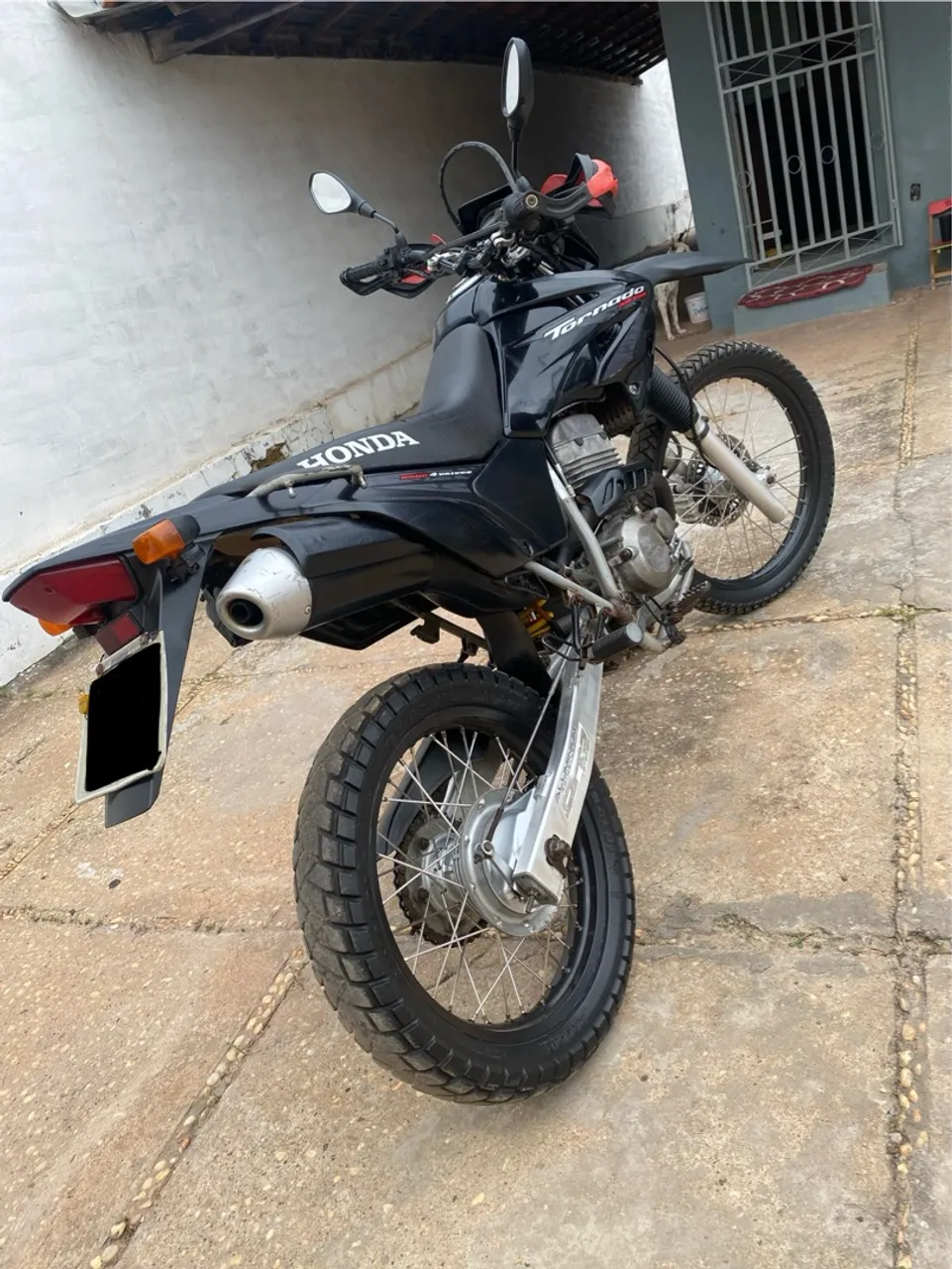 Vendo XR 250 Tornado.