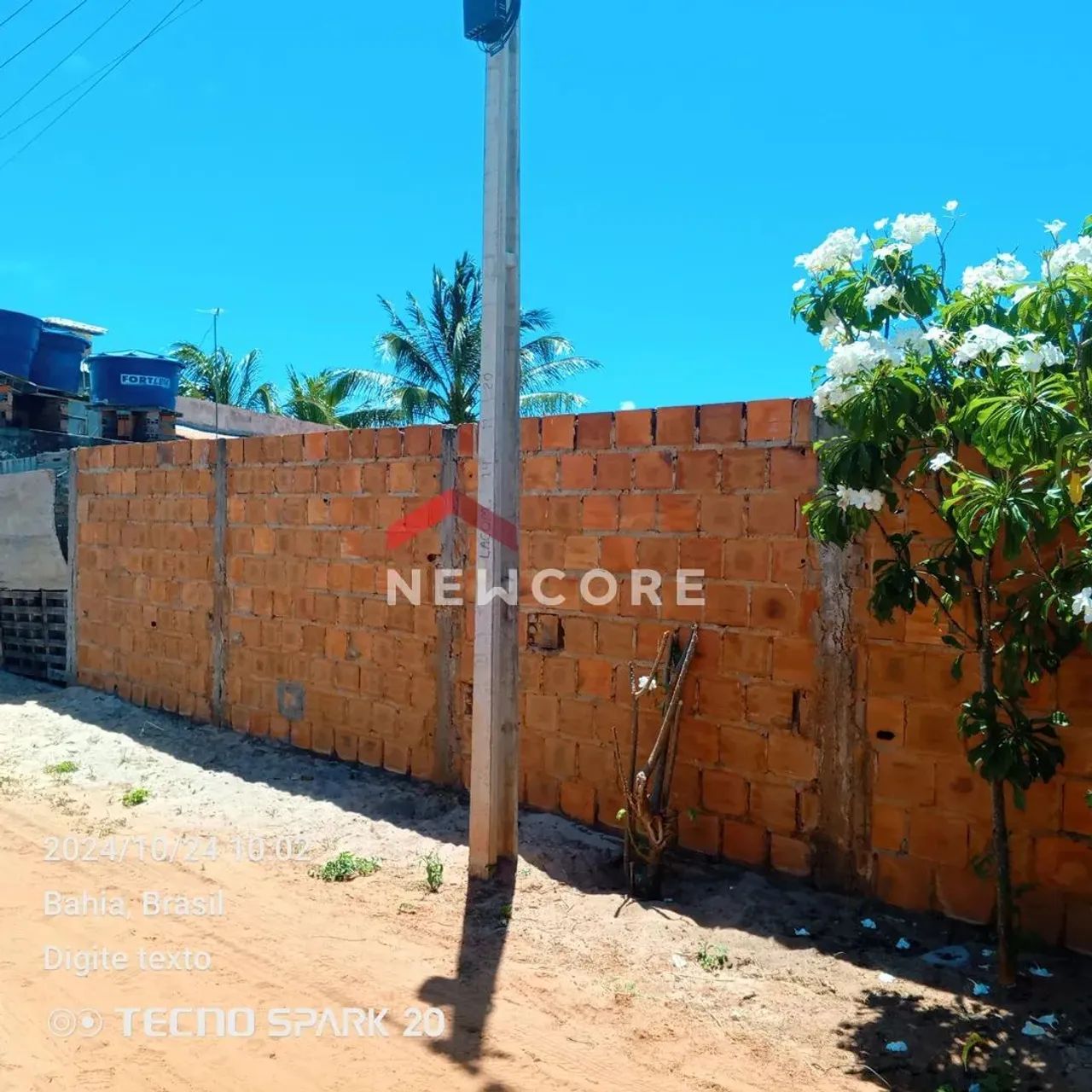 Lote em condomínio em Rua Quatro - Barra do Jacuípe (Monte Gordo) - Camaçari/BA