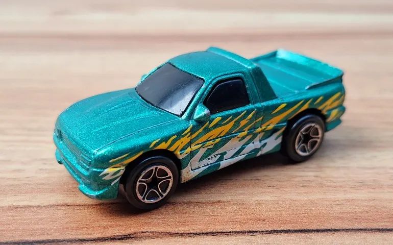 Matchbox The Buster - Cool Concepts Series 1998 (Loose c/ Detalhes))