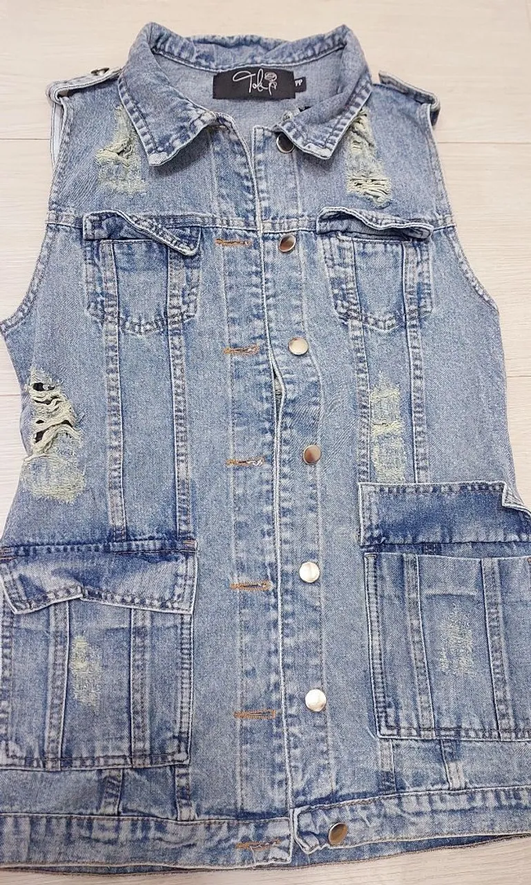 Colete Jeans Desfiado Marca Toli
