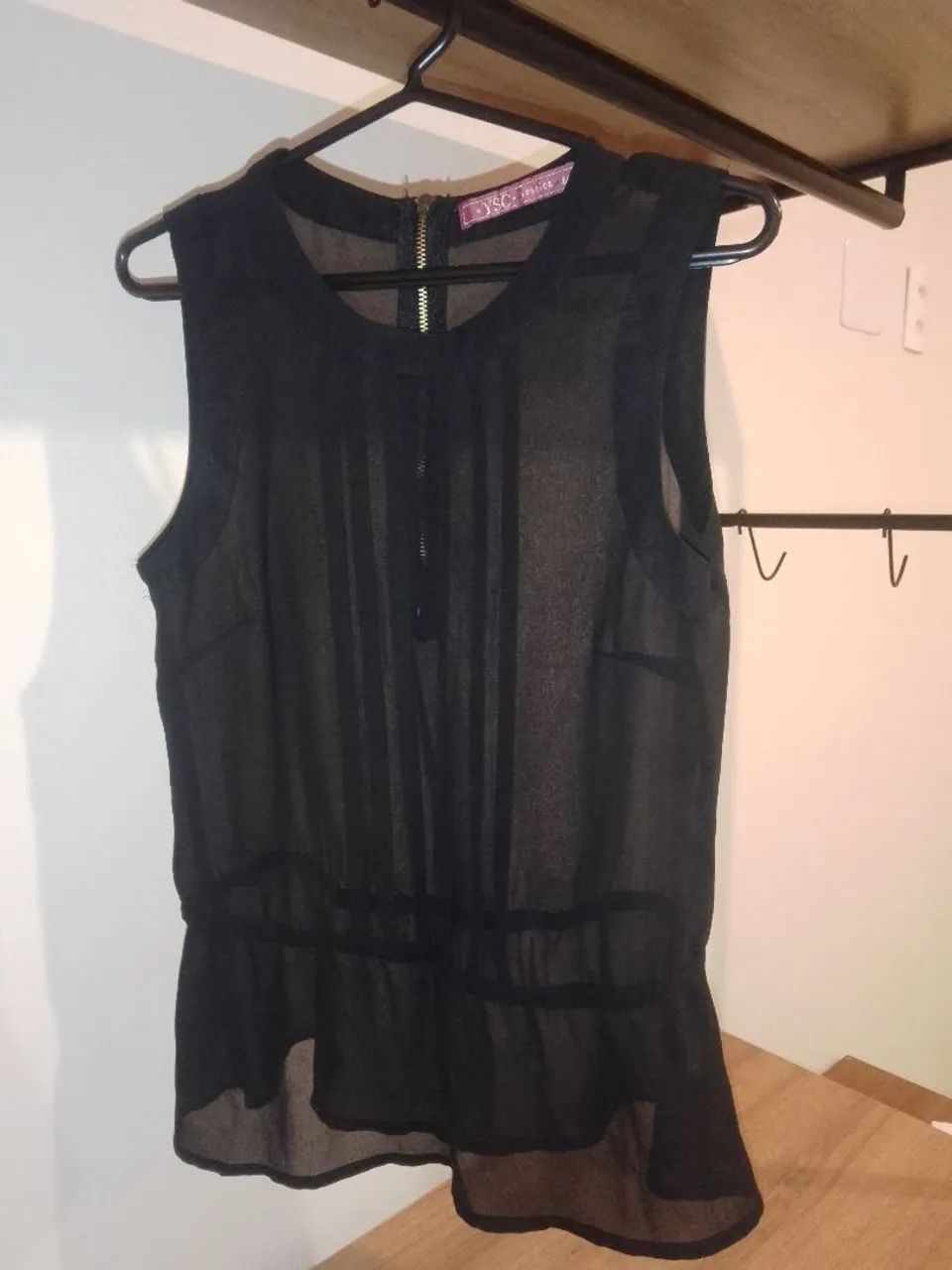 Blusa Preta em tecido transparente - Tamanho 36 / P - Foto 5