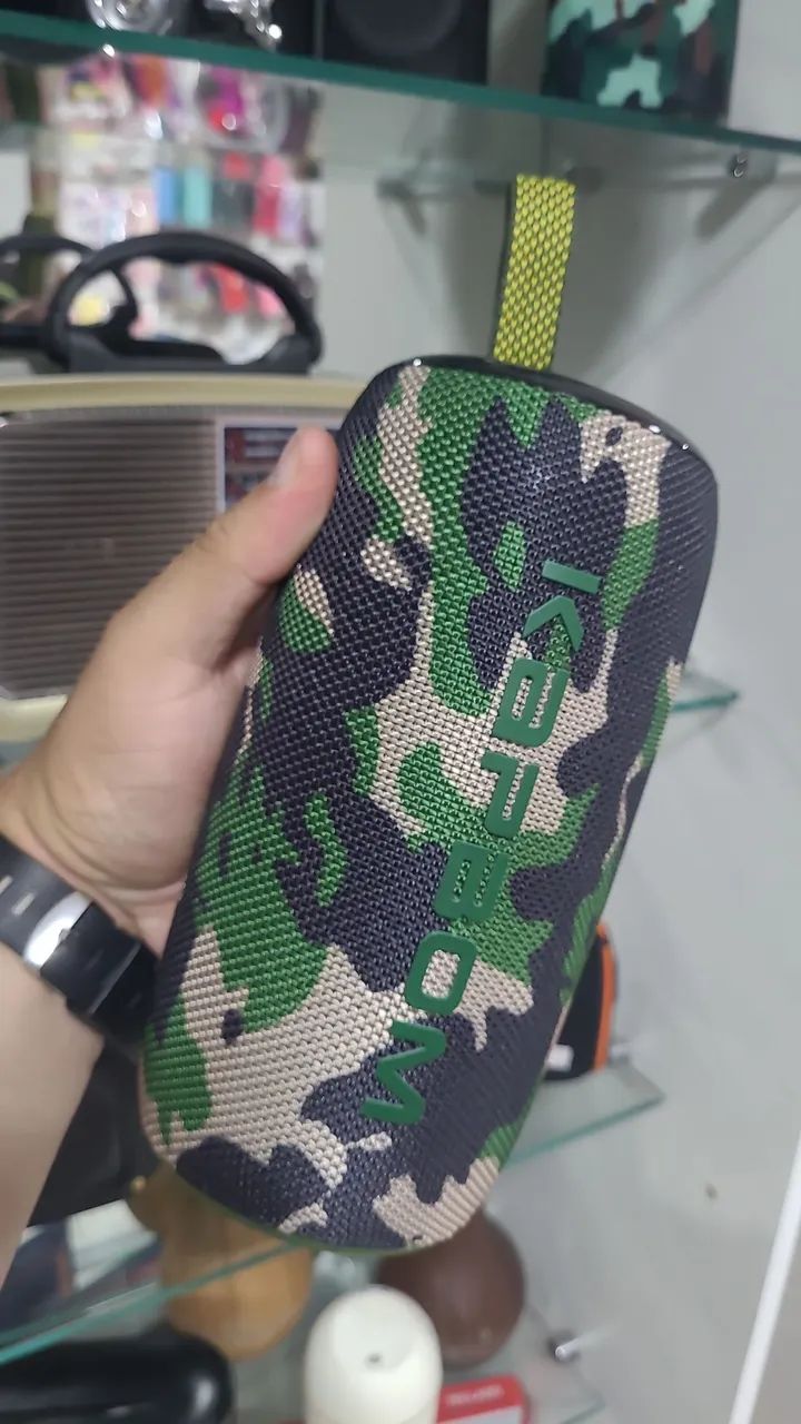 Caixa de Som Bluetooth Portátil Camuflada 