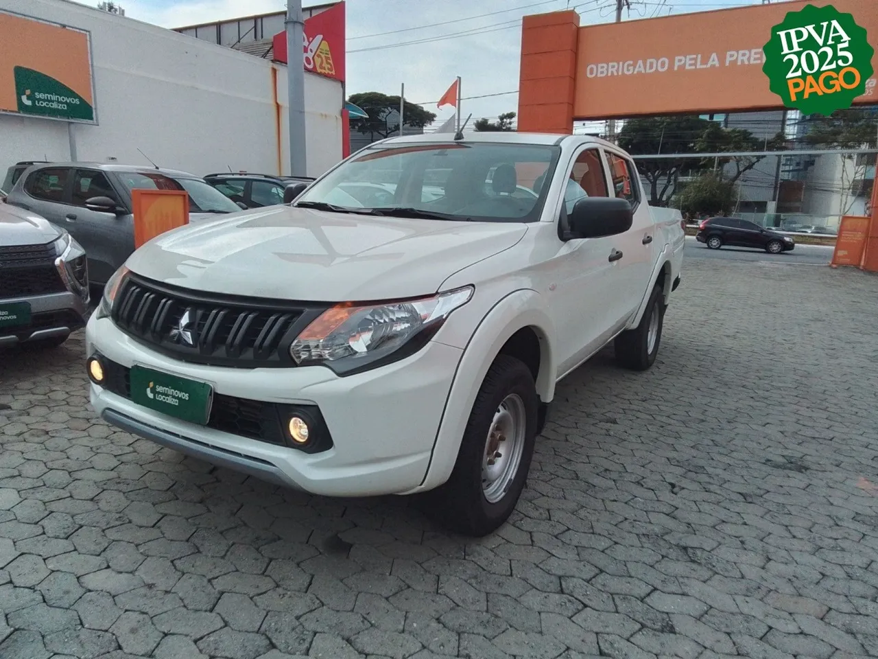 Mitsubishi L200 triton 2023 2.4 16v turbo diesel gl cd 4x4 manual
