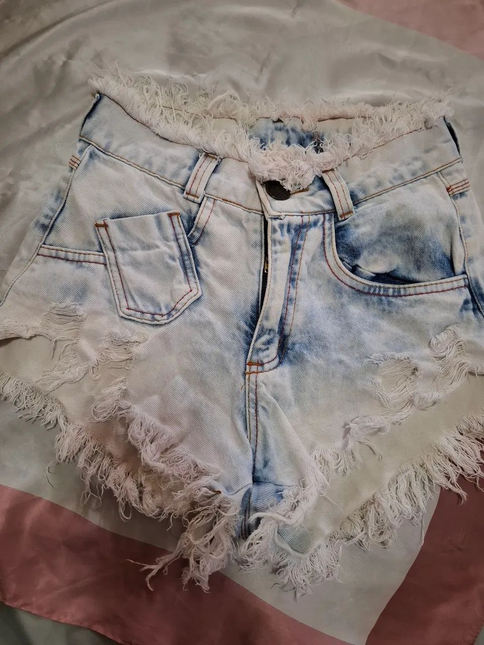 Short jeans