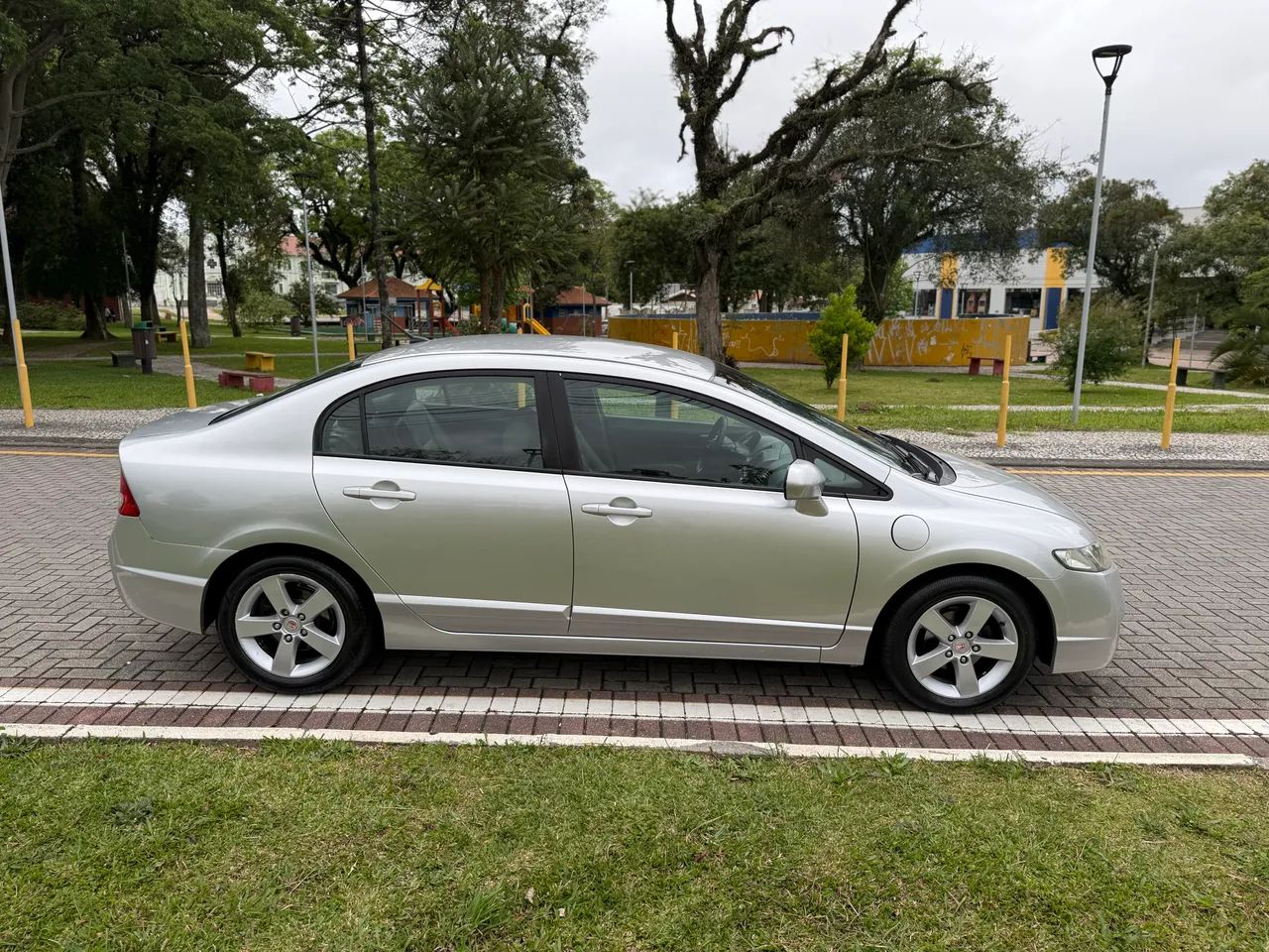 Honda Civic Sedan LXS 1.8/1.8 Flex 16V Mec. 4P 2009 - Foto 5