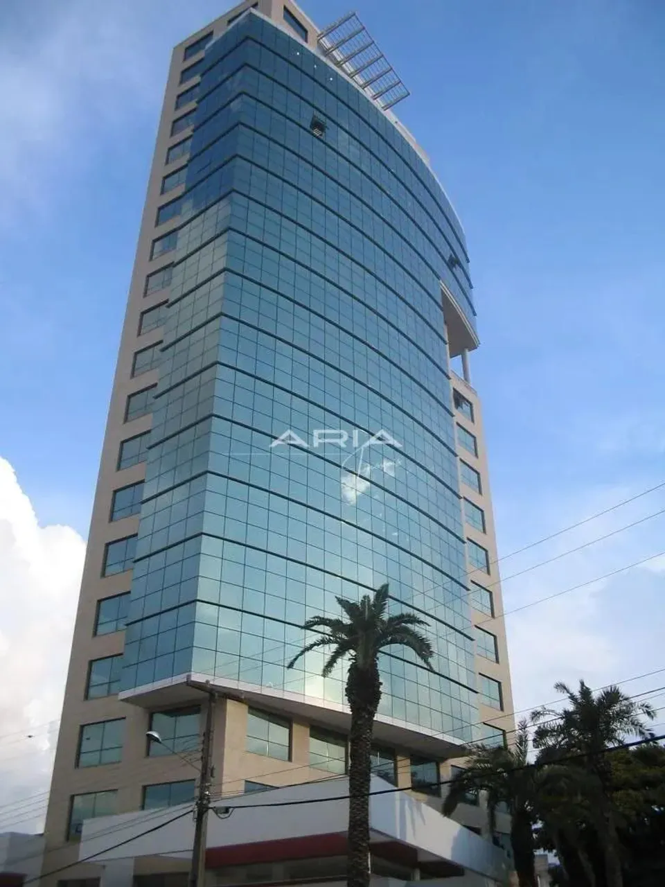 Studio para alugar, 48 m por R 2.110 mês - Centro - Londrina PR