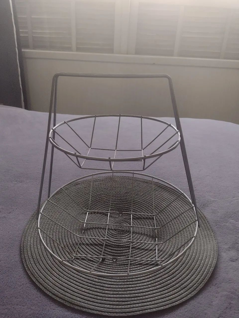 Fruteira de mesa cromada com 2 Andares - Foto 4