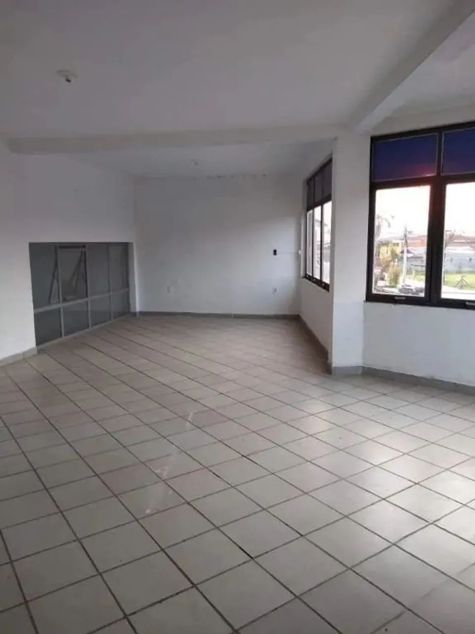 Excelente Pavilhão para locação com,400 m²com cozinha, mezanino, 2 banheiros, ótima locali - Foto 5
