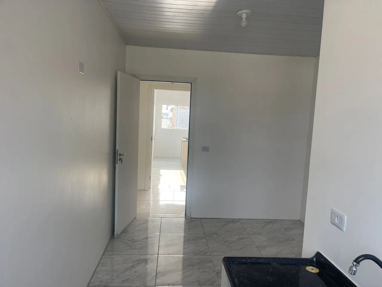 Kitnet Bairro Guaira/Parolin