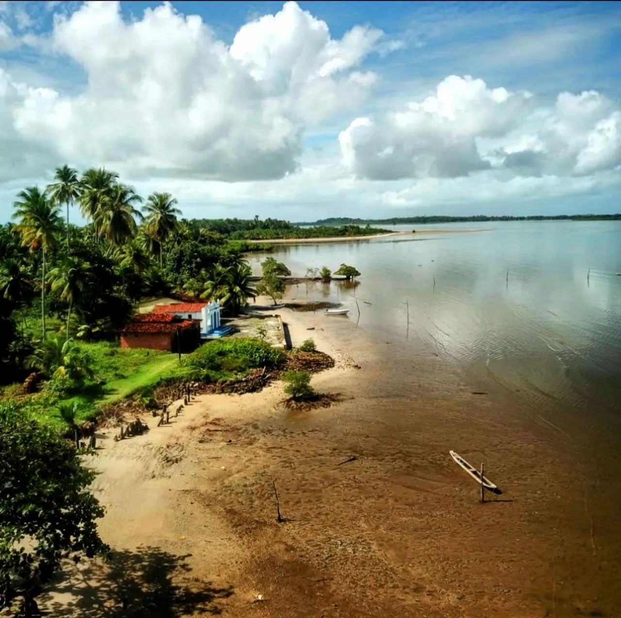 Excelente terreno com casa simples de frente para o mar em ilha paradisíaca na Bahia  - Foto 2