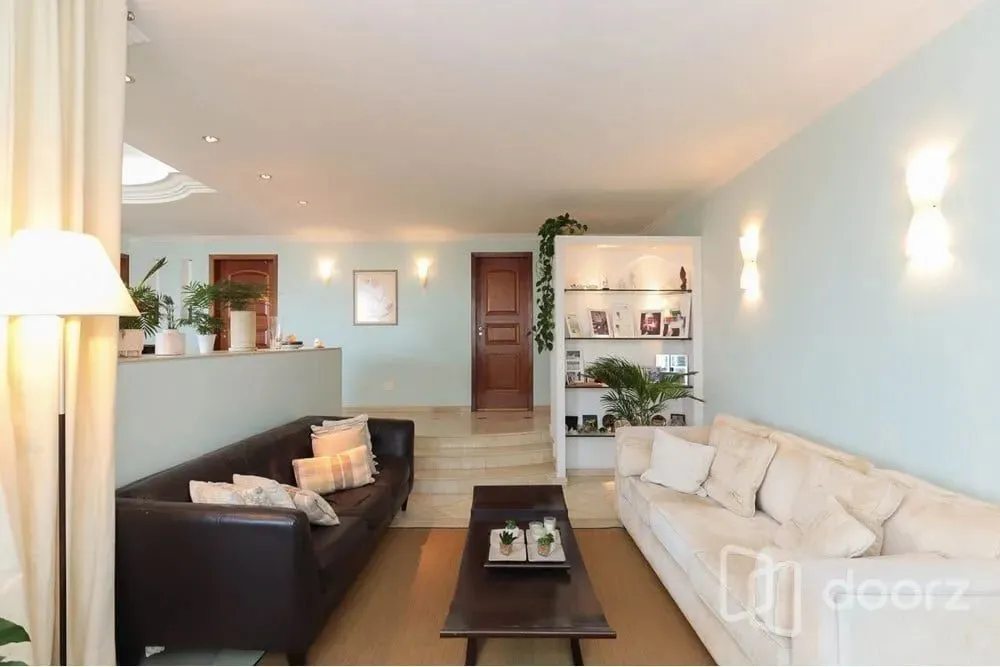 Imóvel na Esmeralda com 3 dormitórios e 168.12m²