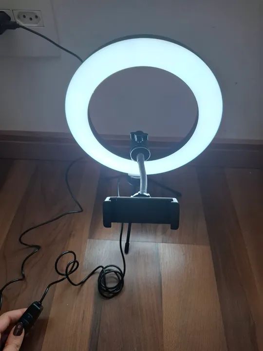 Ring Light com apoio para celular - Foto 5
