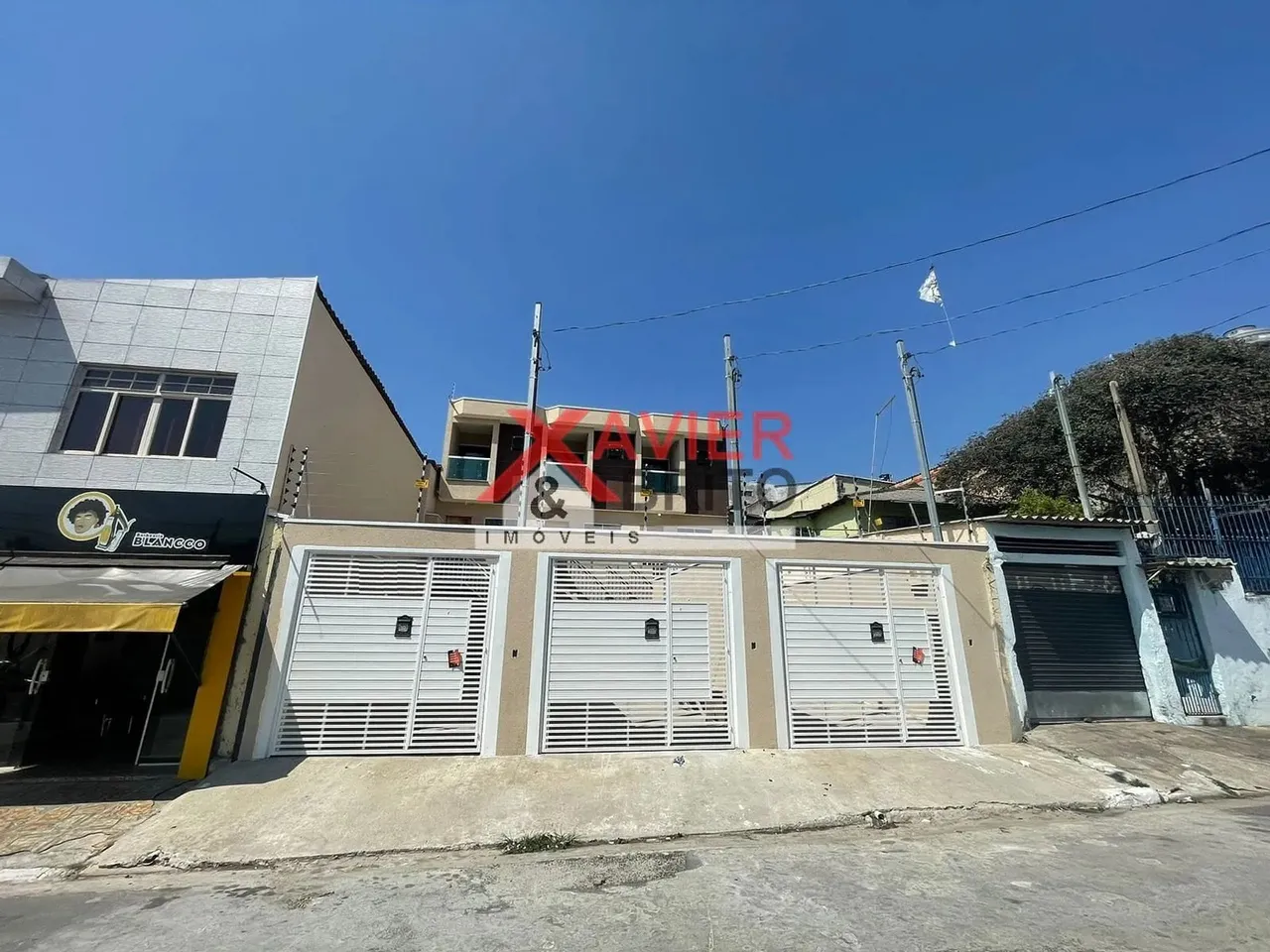 Sobrado à venda - 85 m² - 02 suítes e 02 vagas - Limoeiro (Zona Leste/SP)