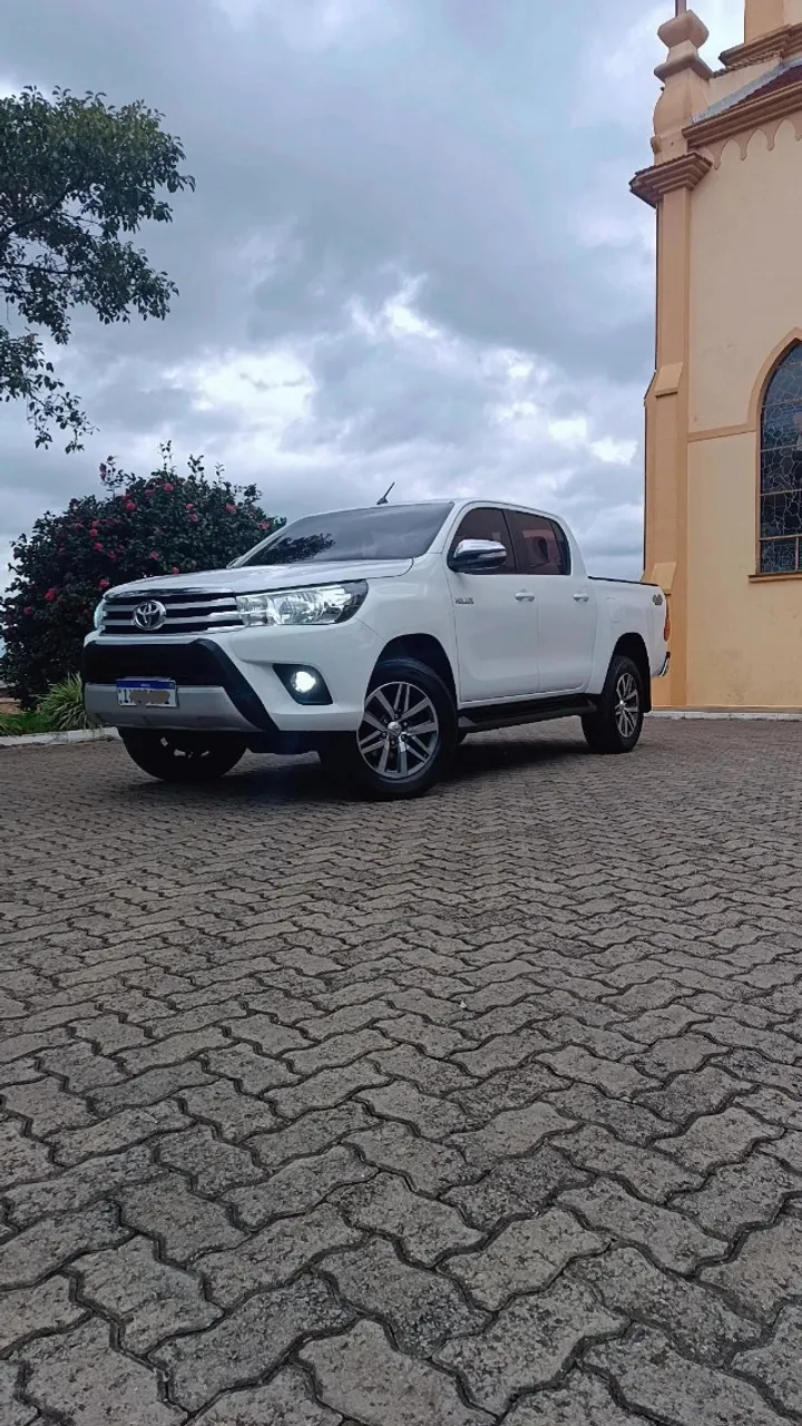 Toyota Hilux Srv 4x4 diesel 2017