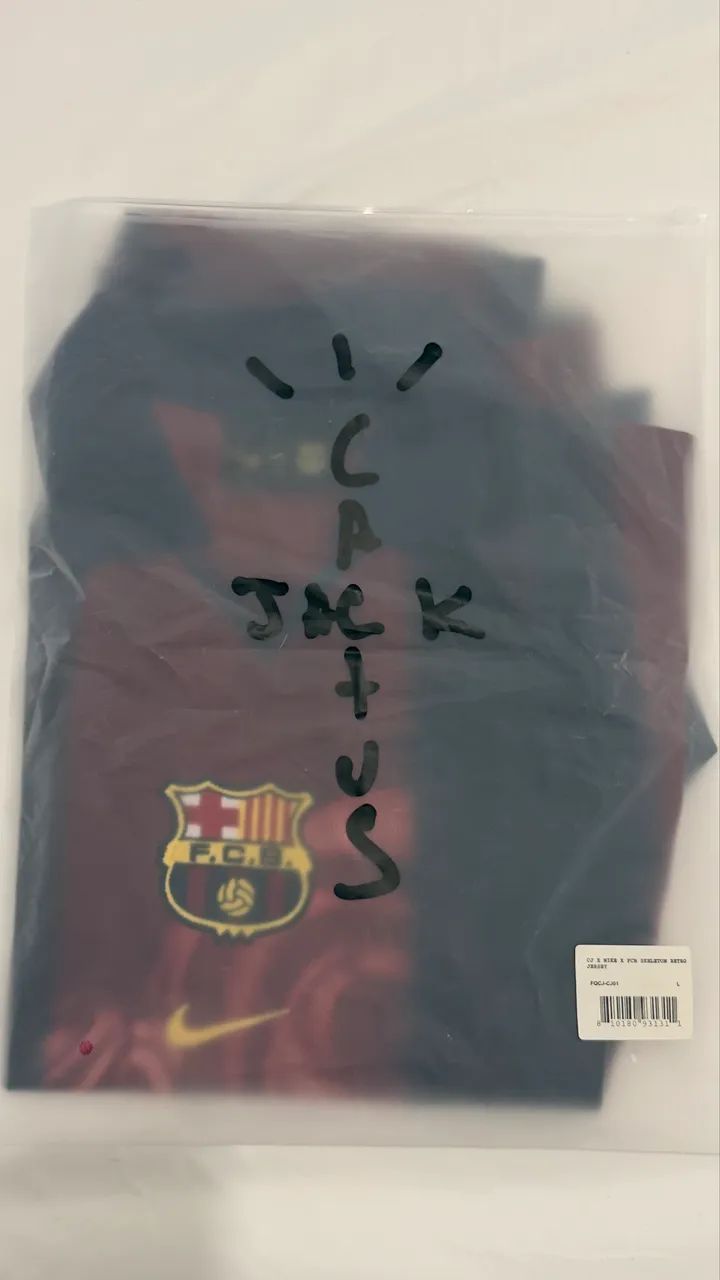 Camisa Nike Barcelona Travis Scott  Retro 2000 - Foto 4