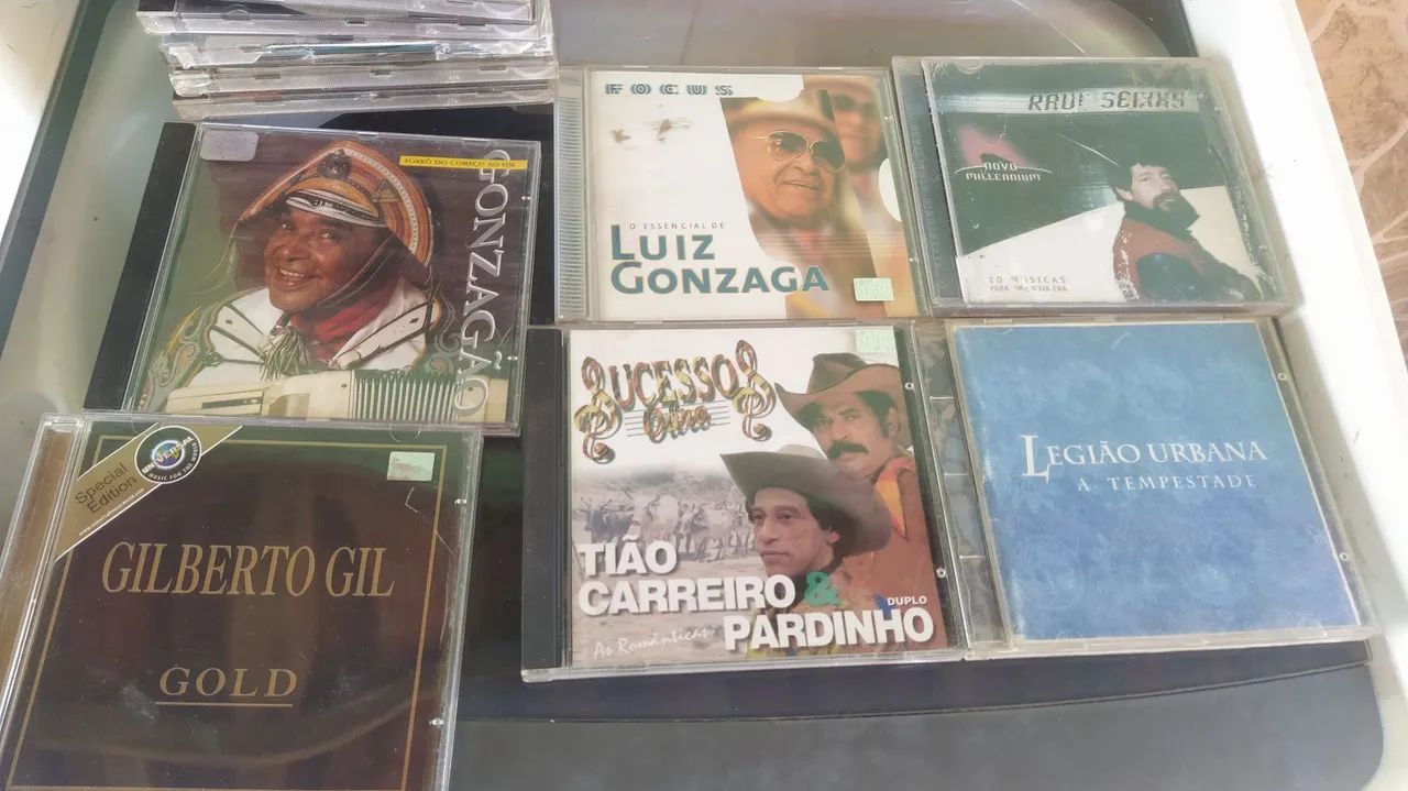 Lote de CDs de Música