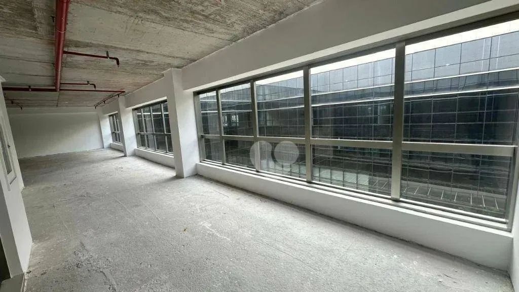 Sala comercial com 368,70m2 no Américas Avenue Business Square