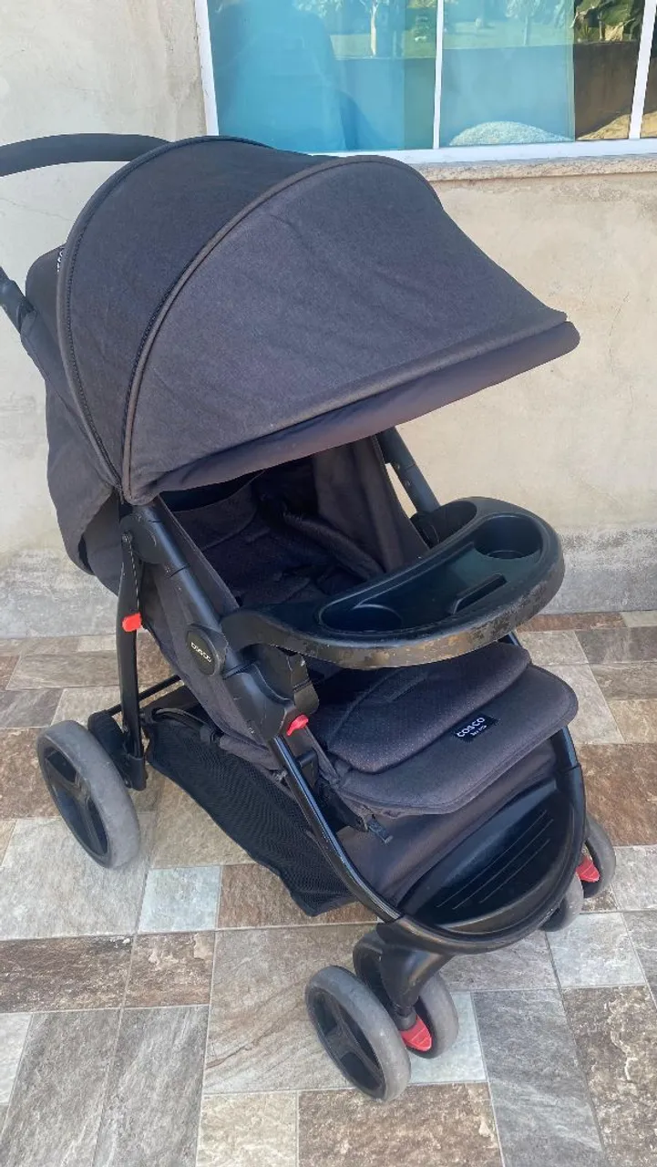 Carrinho de bebê Cosco