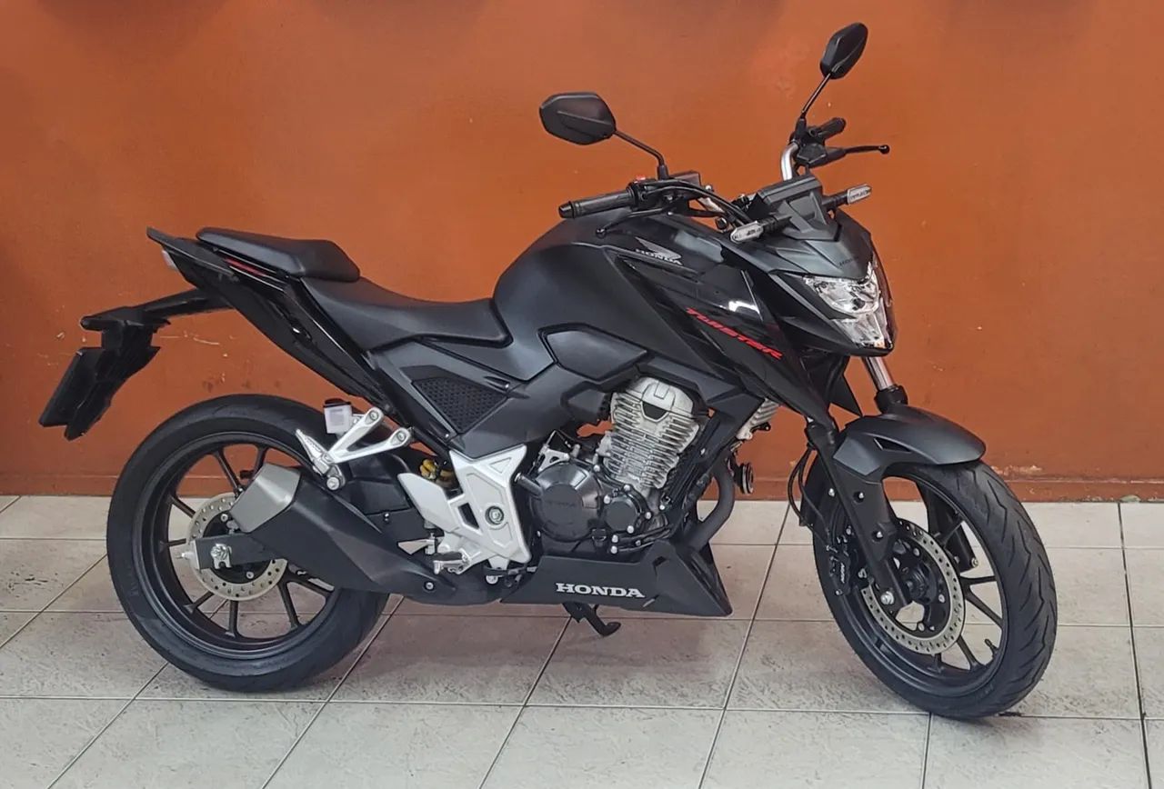 MAURI MOTOS - APENAS 900 KM - HONDA CB 300F 