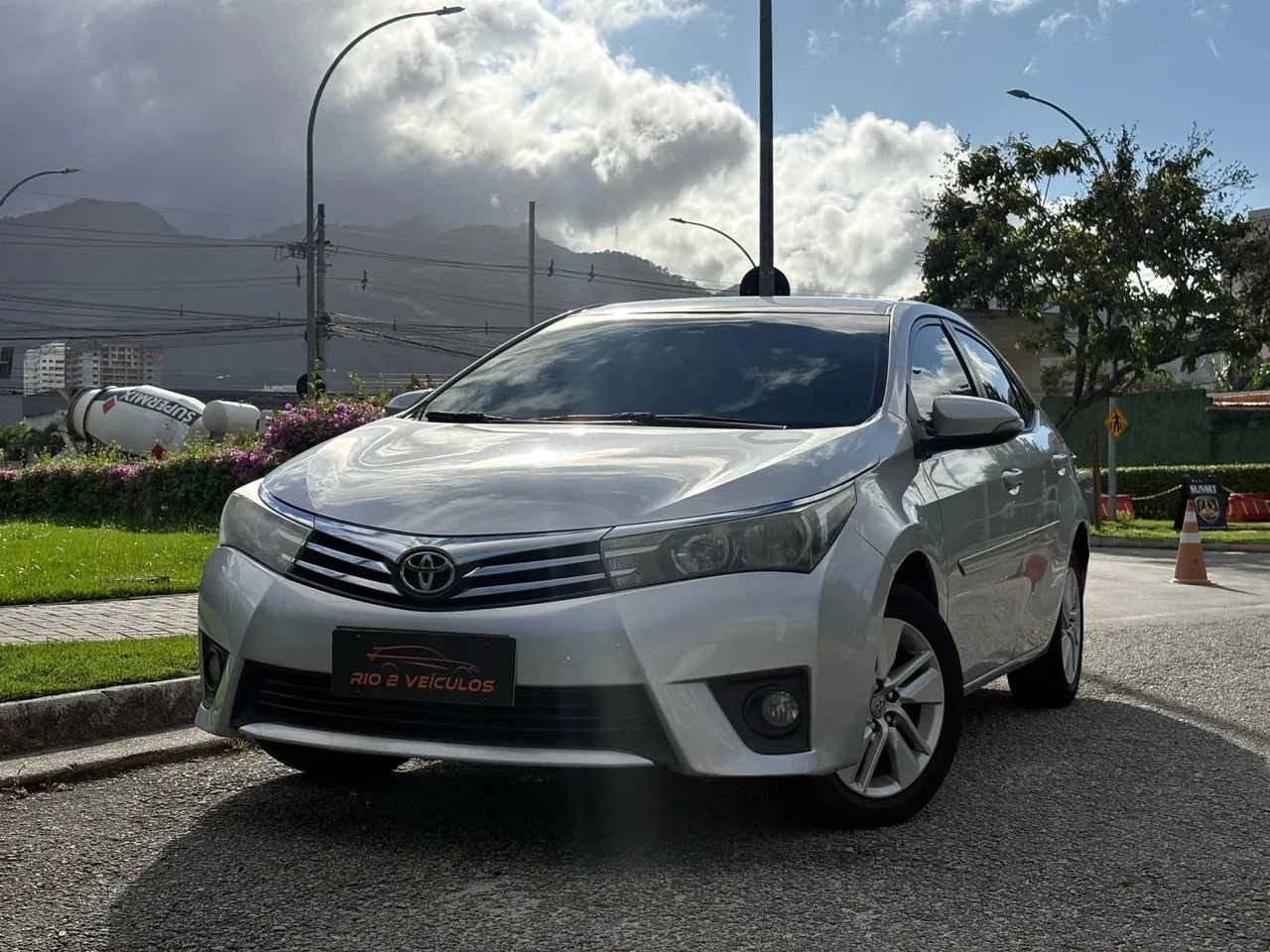 TOYOTA COROLLA AUTOMÁTICO 