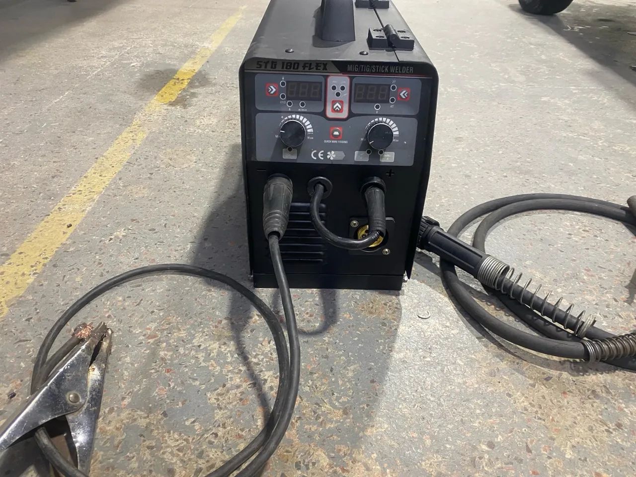 Soldador Mig/Tig/Stick 180A STG 180 Flex