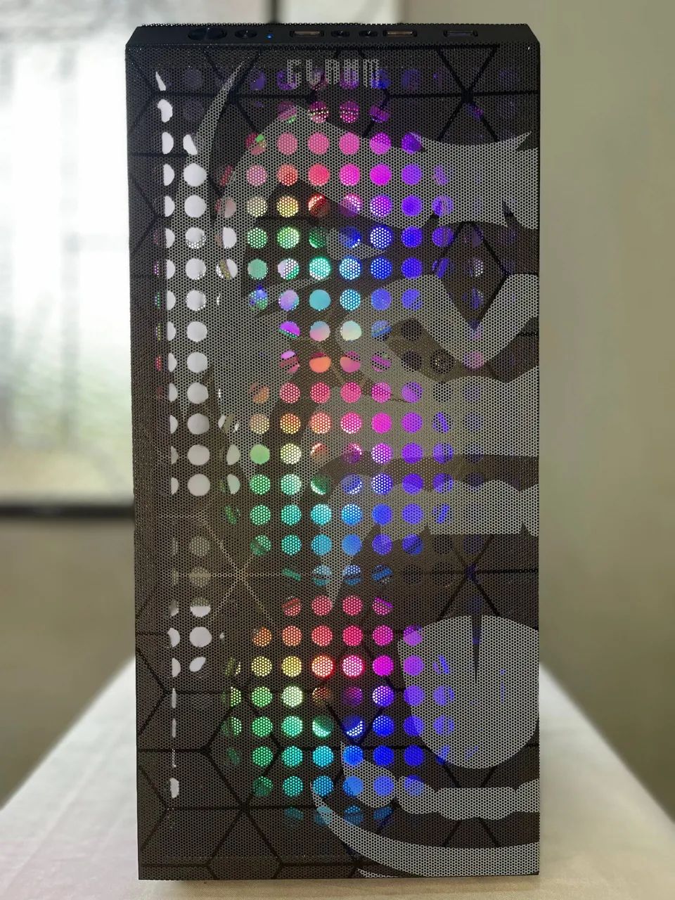 PC Gamer Intel Xeon 2680v4 2.9Ghz / RX 580 / 16GB DDR4 / SSD Nvme 256GB