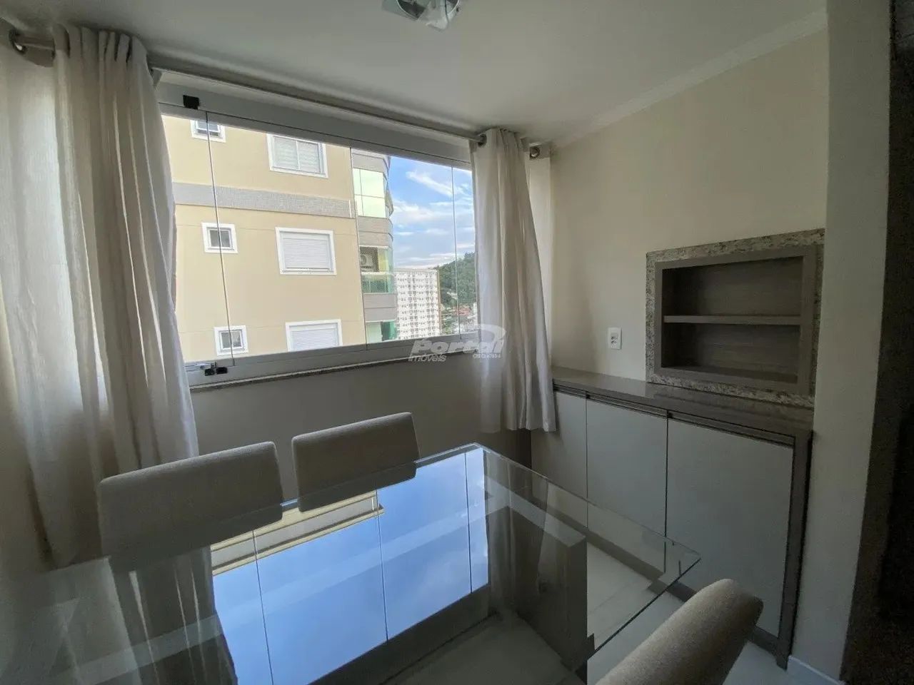 Apartamento disponível para locação com 1 quarto no bairro Victor Konder em Blumenau!