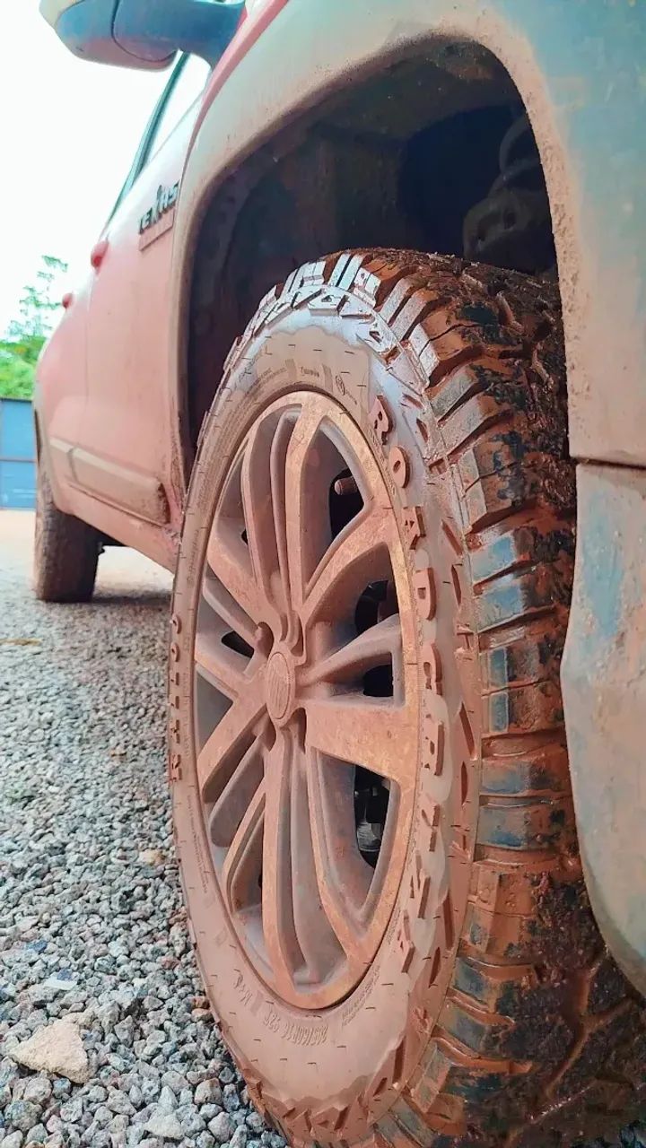 Pneus road cruza semi novos 205/60/16r parcelo no cartão  - Foto 2