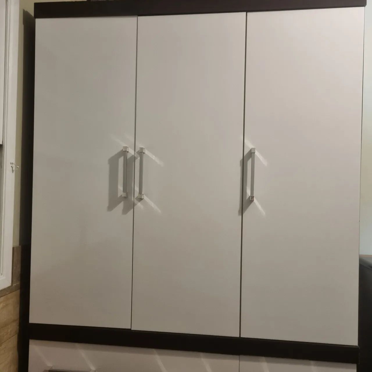 Guarda-Roupas 3 Portas Branco