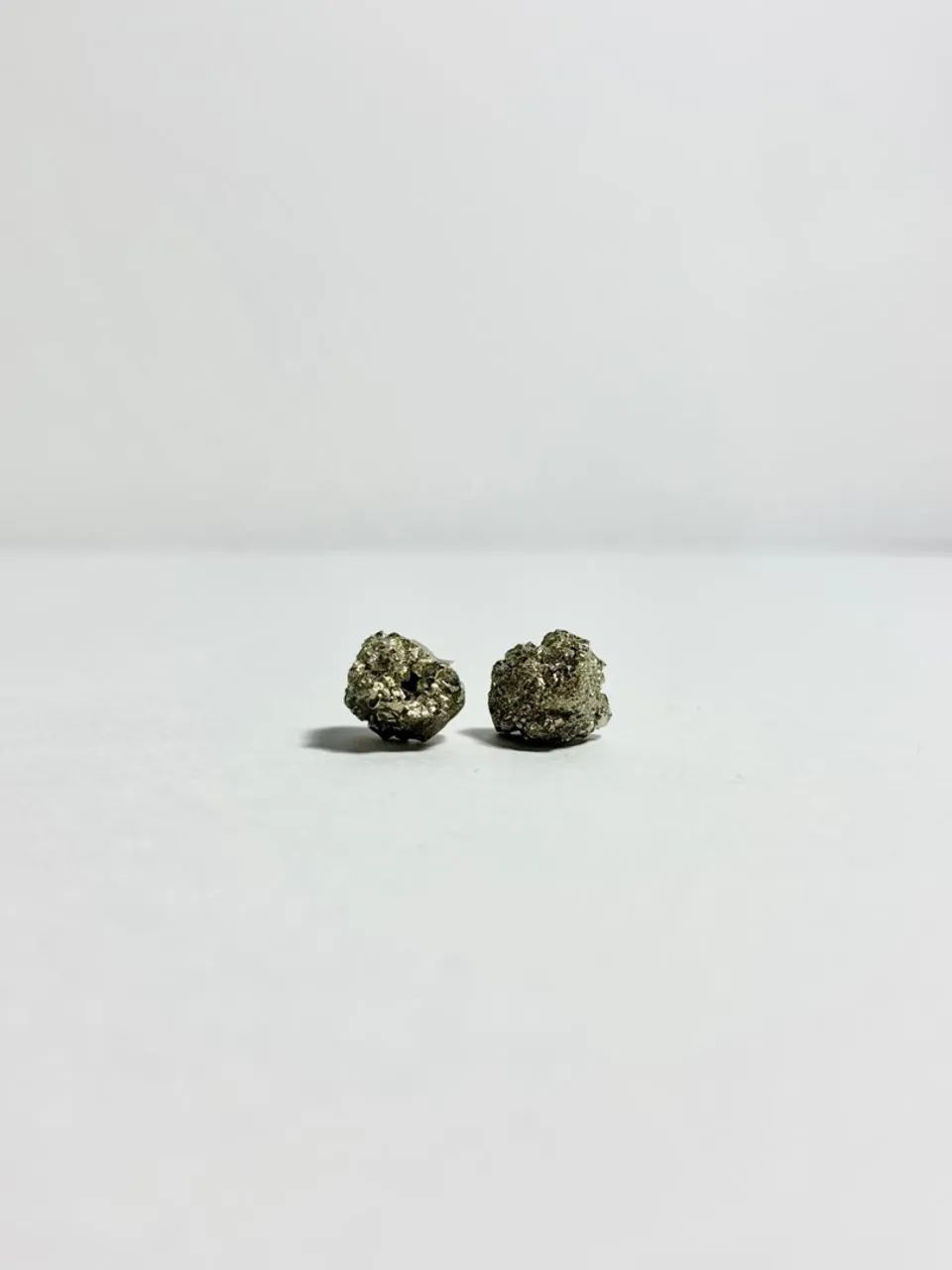 Brincos de Pirita - Pedra Bruta - Foto 2