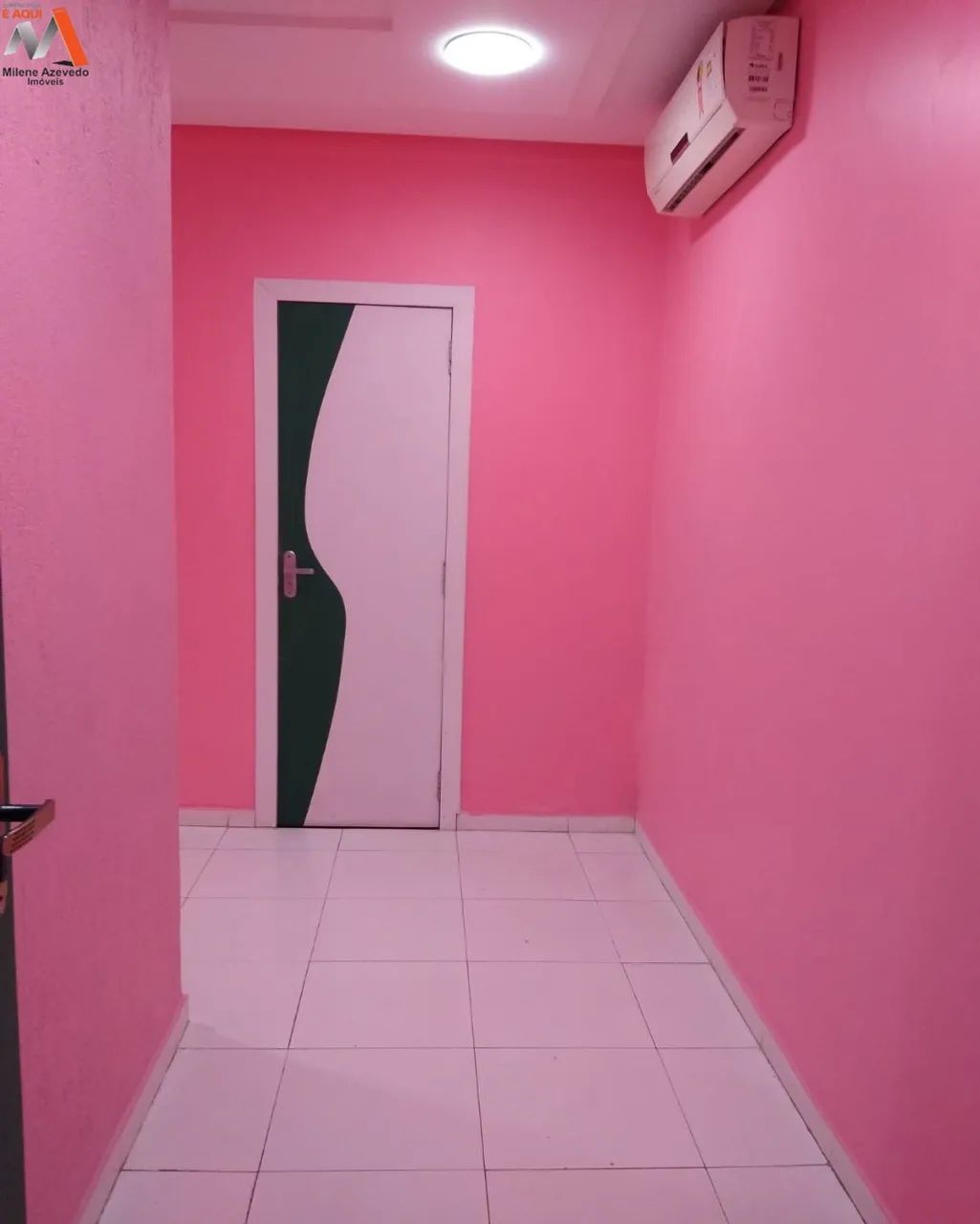 PONTO COMERCIAL NA TV. 9 DE JANEIRO. ÁREA TOTAL DE 230M². 03 VAGAS DE GARAGEM - Foto 4