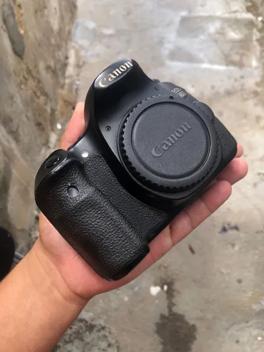 Câmera Canon DSLR - Ótimo estado!