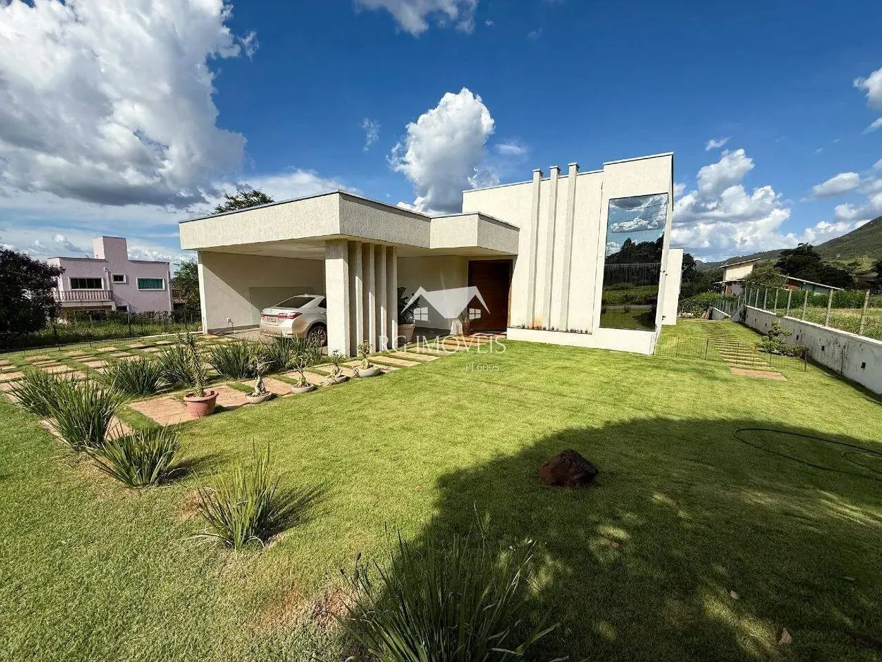 Casa no condomínio Serra dos Bandeirantes
