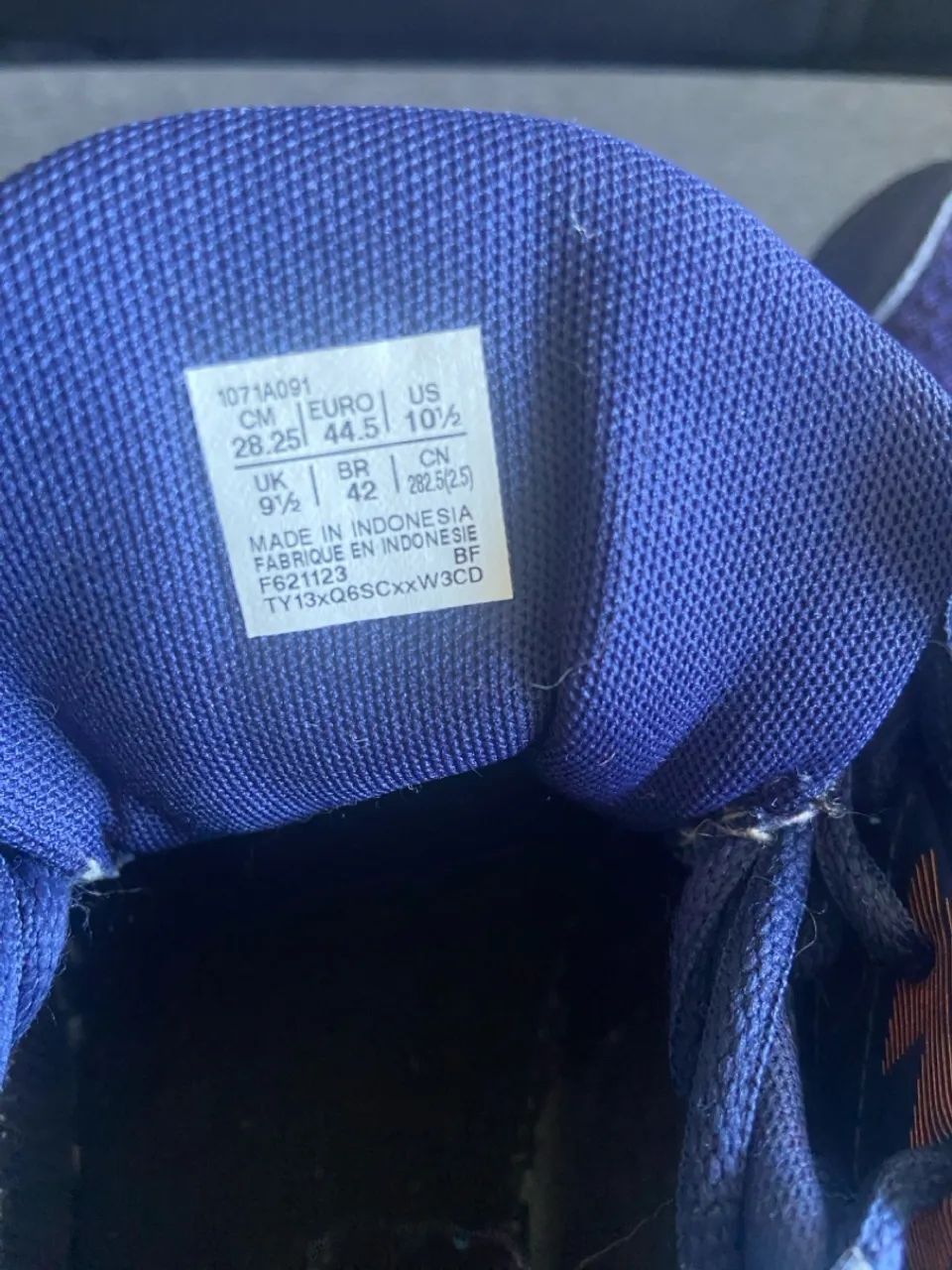 Tênis Asics Gel Rocket 11 - Foto 2