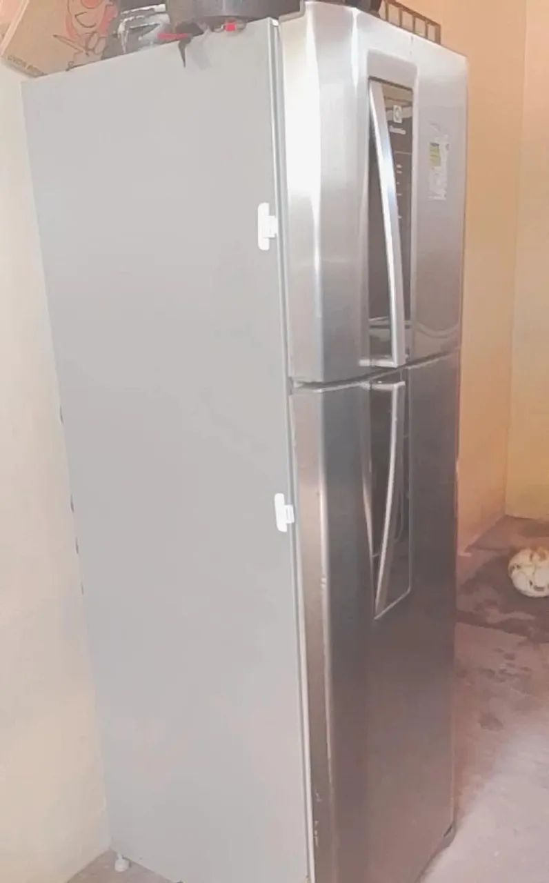 Geladeira Electrolux inox - Foto 2
