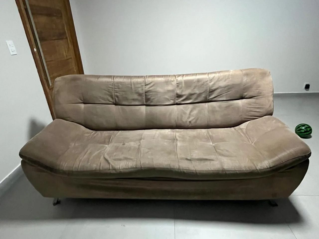 Sofá 3 lugares - Foto 4