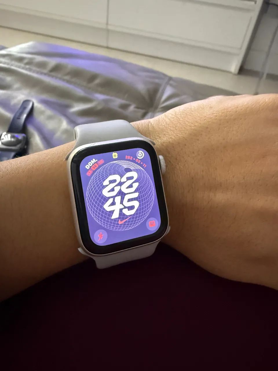 Apple Watch SE 2ª Geração Nike - Alumínio Prata - 40mm - Bem Conservado - Foto 5