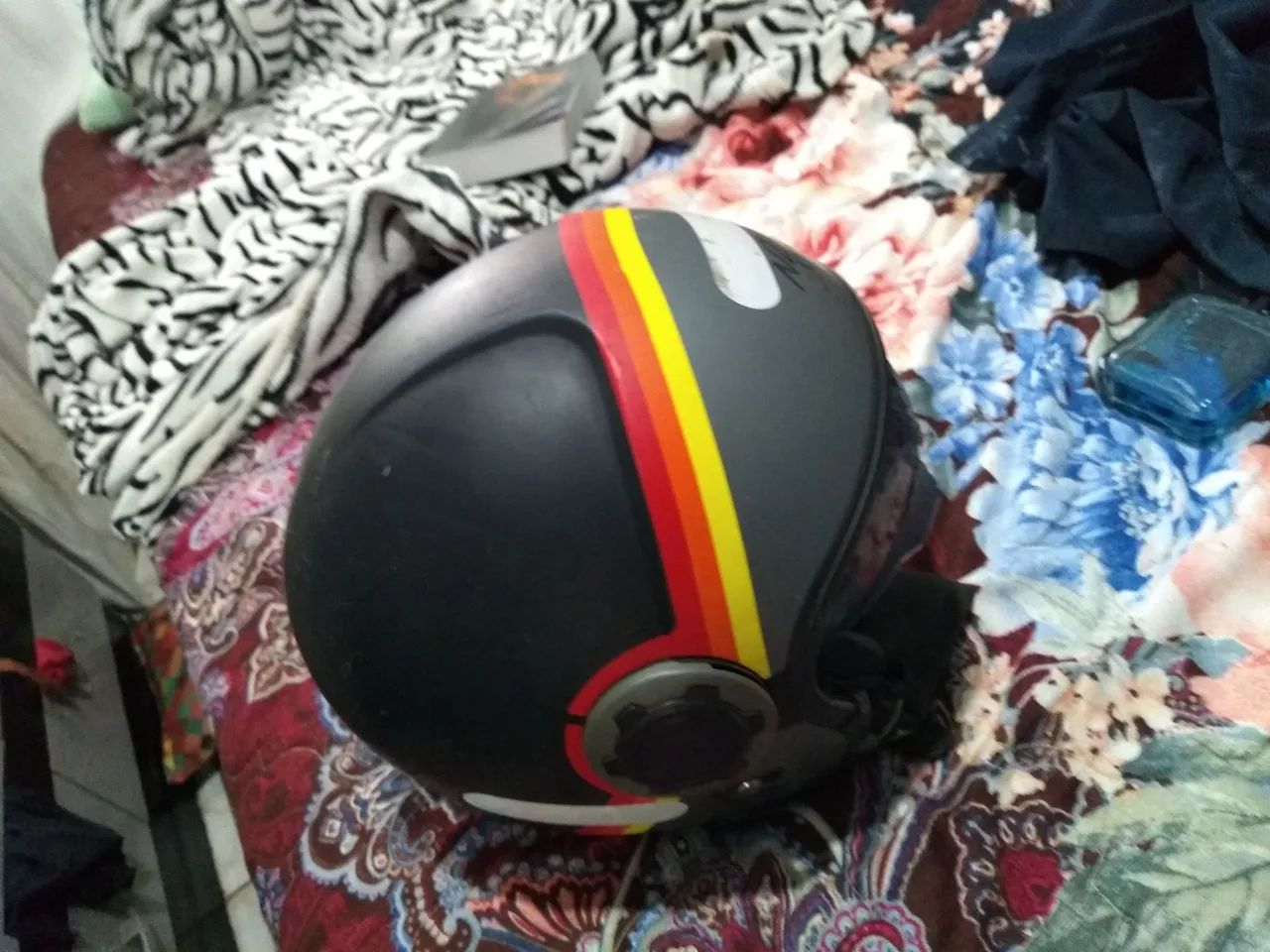 Capacete nzi