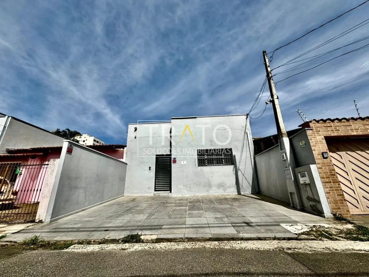 Casa comercial para venda e locação no bairro Bosque