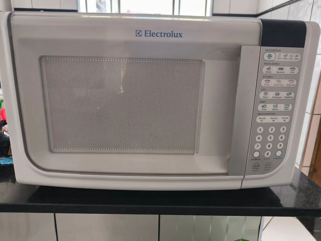Microondas Electrolux 31L