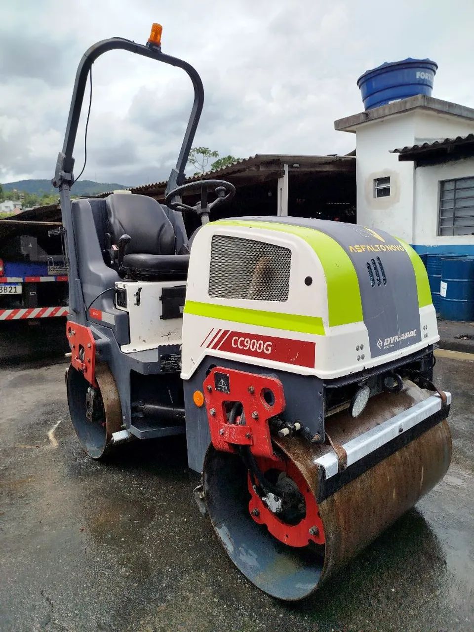 Rolo Compactador Dynapac CC900G