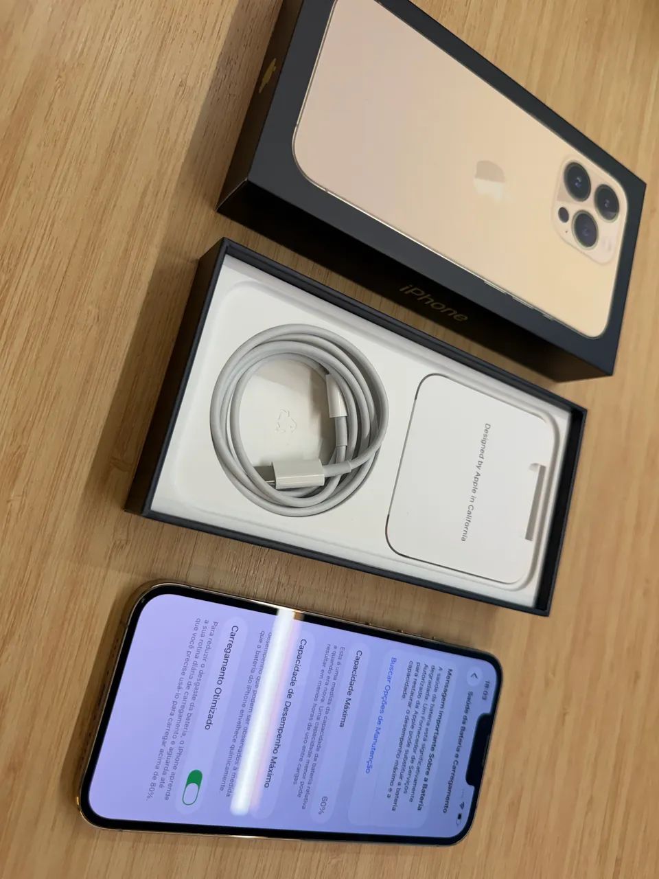 iPhone 13 - 1TB - Cor Gold