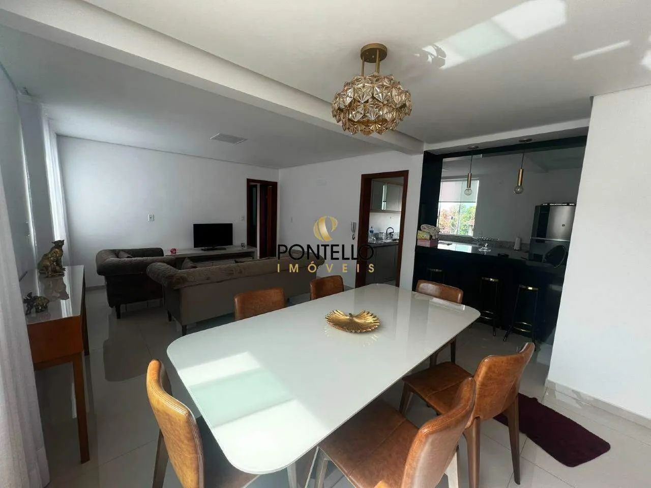 Apartamento à venda no Cedro e Cachoeira